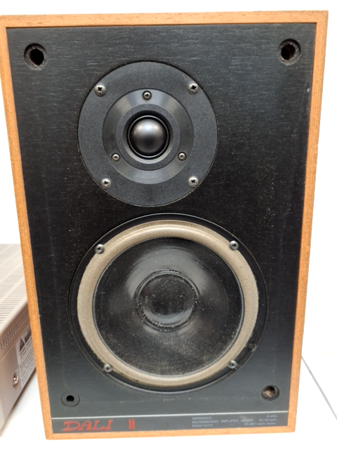 DENON RECEIVER